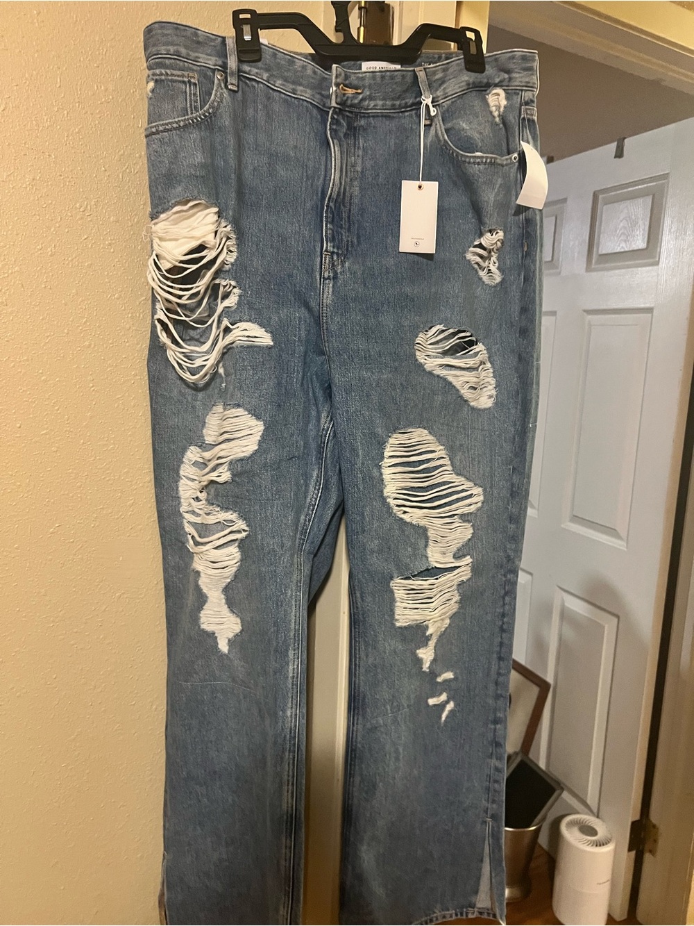 Brand New Good American Distressed Light Blue Ripped Straight-Leg Jeans